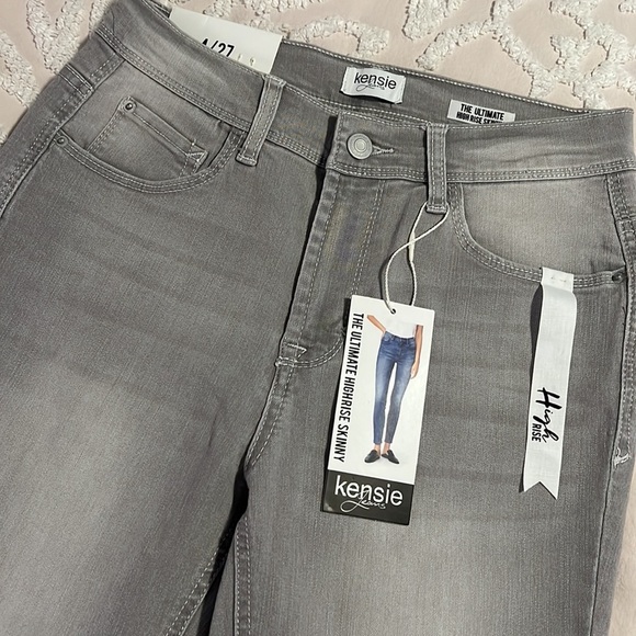 Kensie Jeans skinny gray jeans NWT - Picture 3 of 4